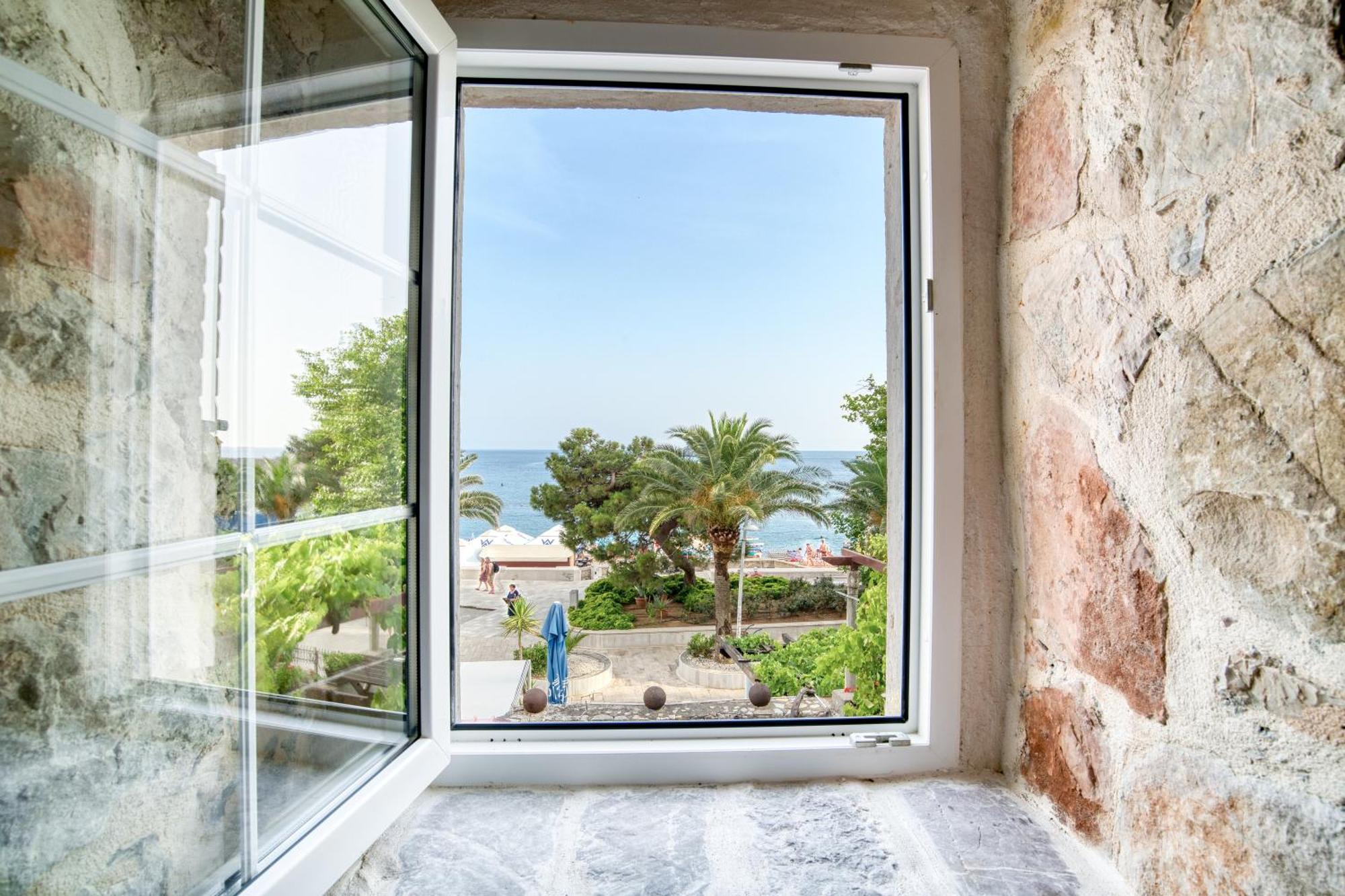 Sm Beach Residence Petrovac Екстериор снимка