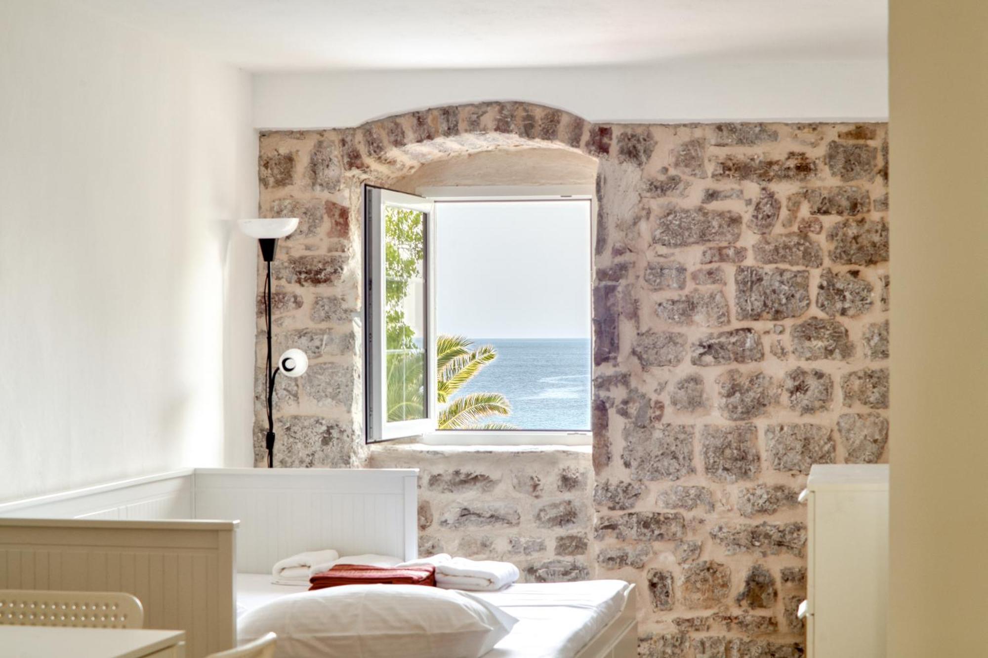 Sm Beach Residence Petrovac Екстериор снимка