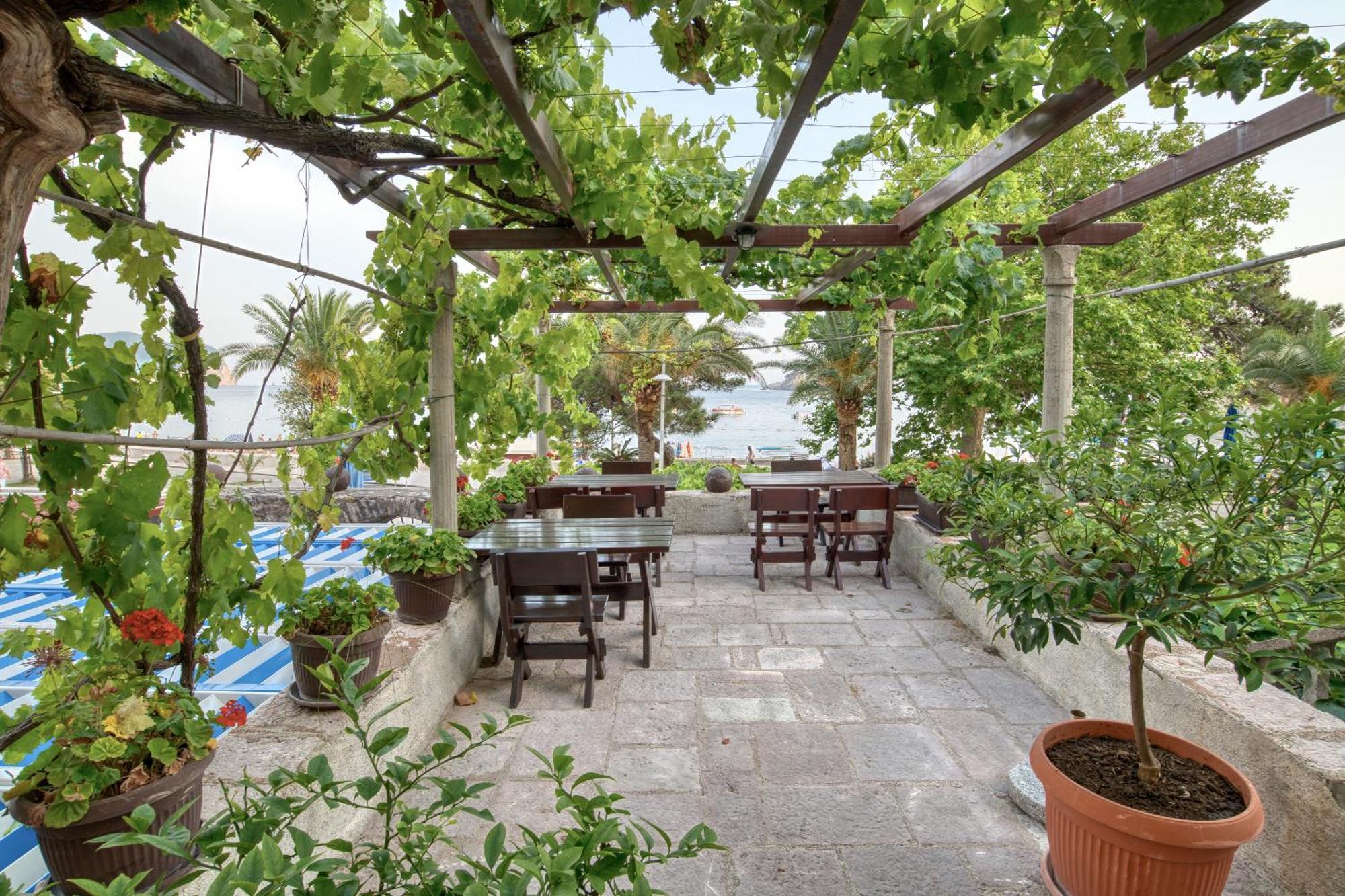 Sm Beach Residence Petrovac Стая снимка